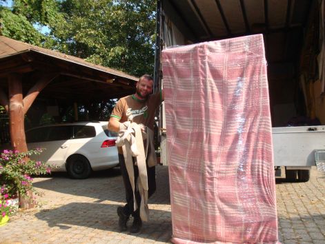 Syde-by-Syde hűtő pléddel, stretch fóliával védve