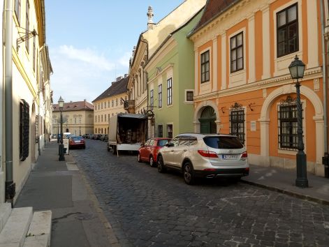 Költöztetés Táncsics Mihály utca - I. kerület